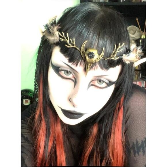 Brown Feather Witch Crown - Handmade Gothic Headpiece Elf Moon Cirlet - Picture 4 of 7